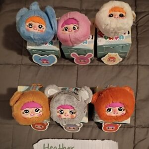 Source Unknown Plush Doll Set - Blue, Pink, White, Orange, Gray